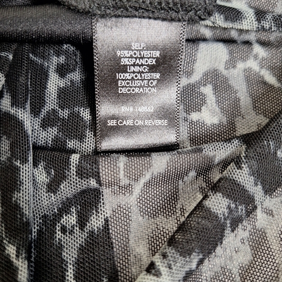 Torrid Brand" The Gothic Snow Leapard"Plus-size,gothic,spagetti strap dress. - Picture 5 of 7